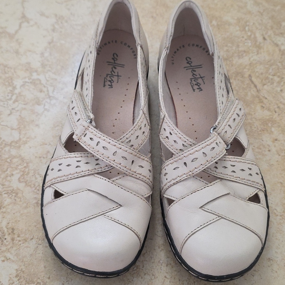Clarks Ashland Spin Q Ivory White Cream Women's Comfort Leather Shoe Size 6​​